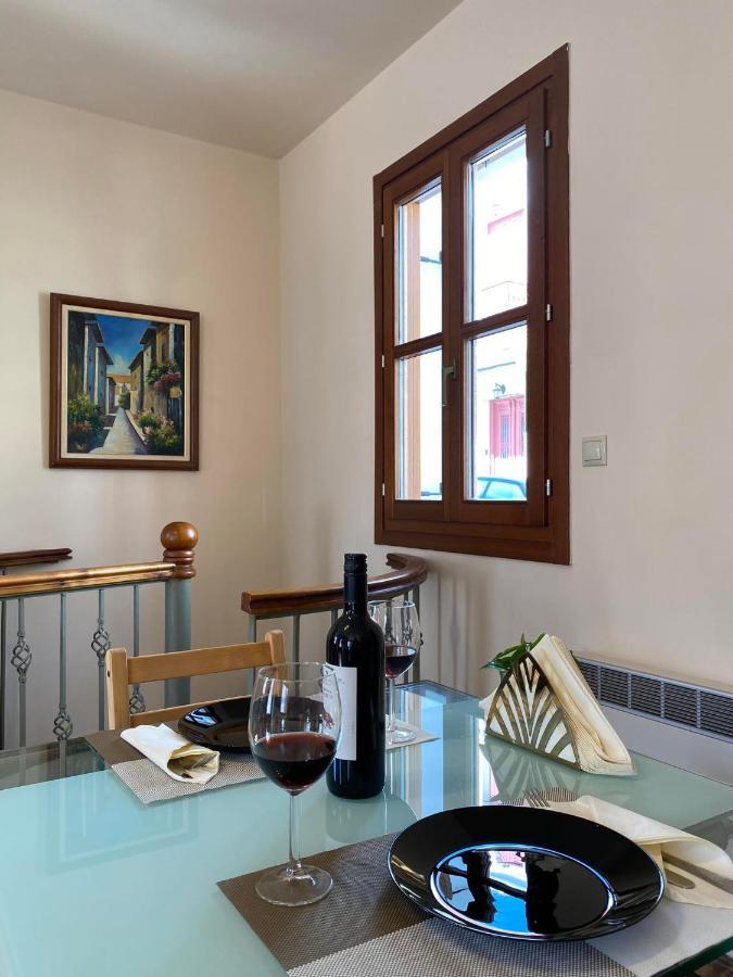 Delfi'S Cozy Maisonette Eksteriør bilde