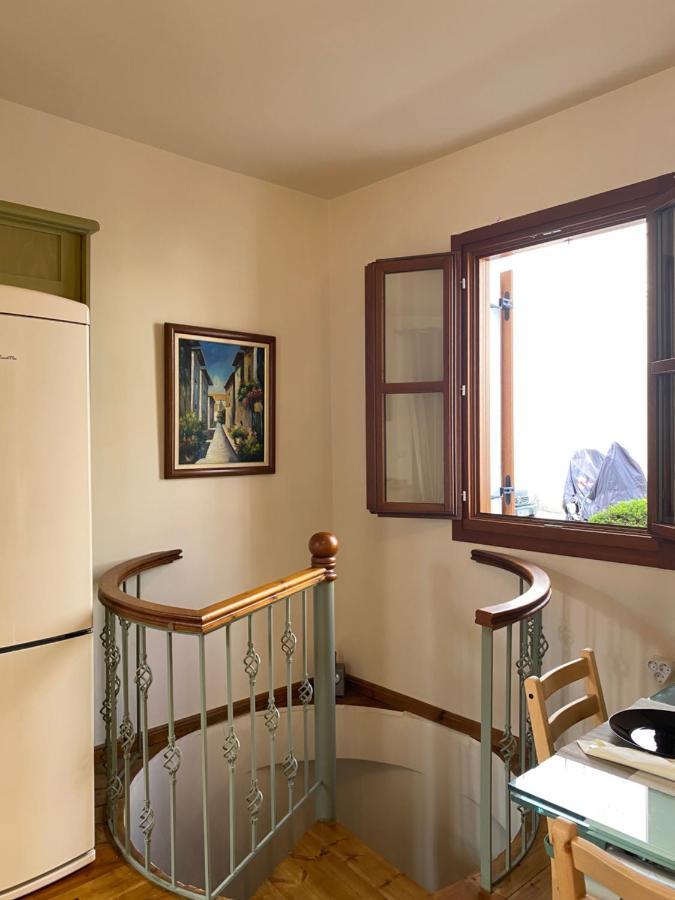 Delfi'S Cozy Maisonette Eksteriør bilde