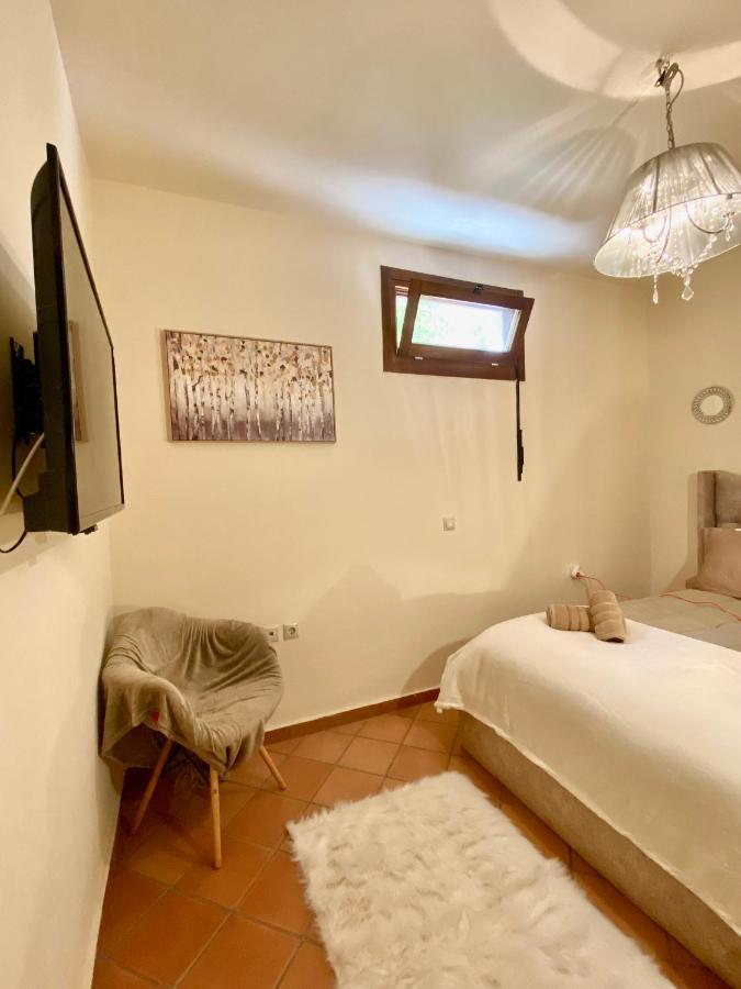 Delfi'S Cozy Maisonette Eksteriør bilde